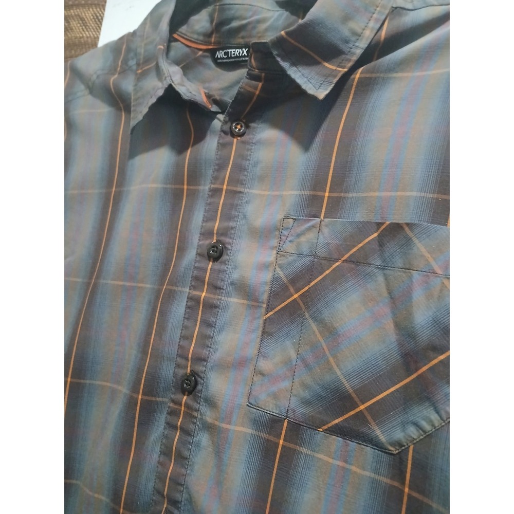 Mens Arcteryx Tranzat Plaid Short Sleeve Button Down Shirt MEDIUM - Picture 3 of 4